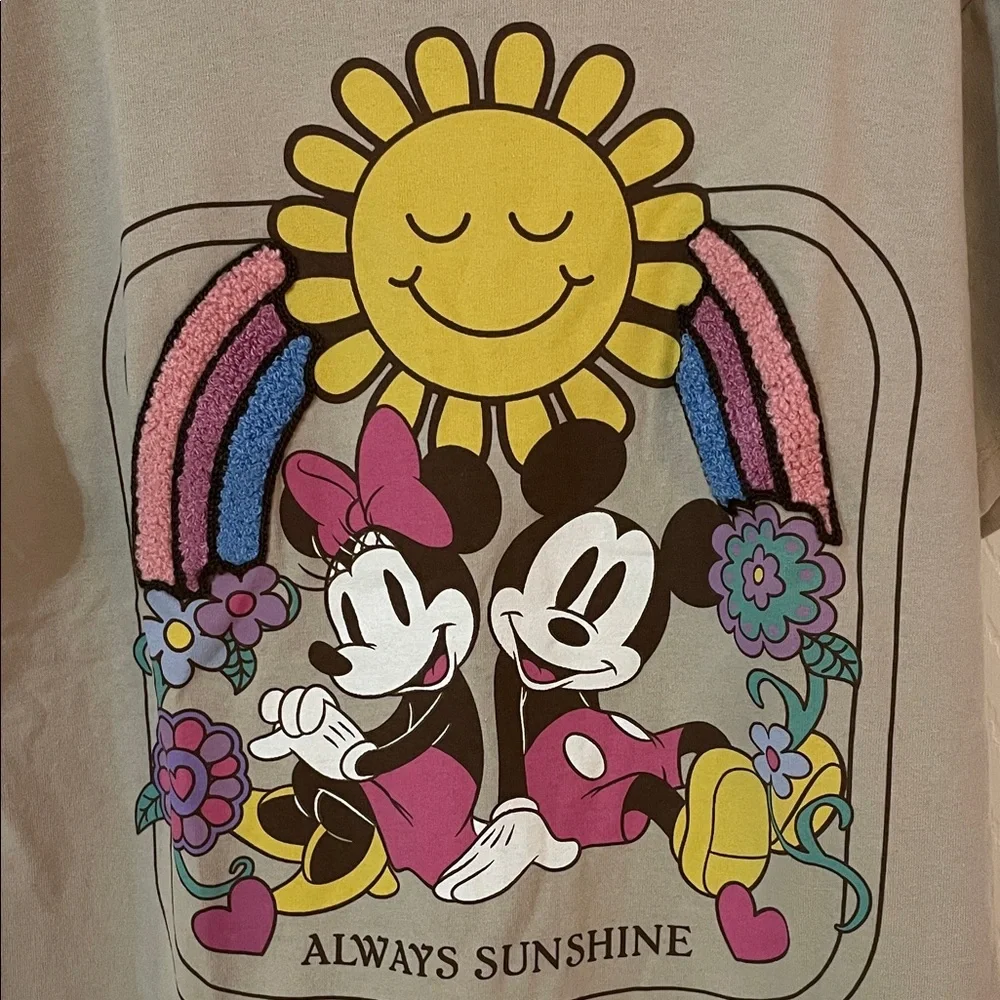 NWT Disney Child’s T-Shirt Mickey Minnie Graphic Large